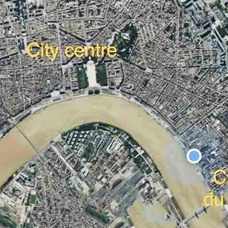 Sunny Riverside Apartment Bordeaux