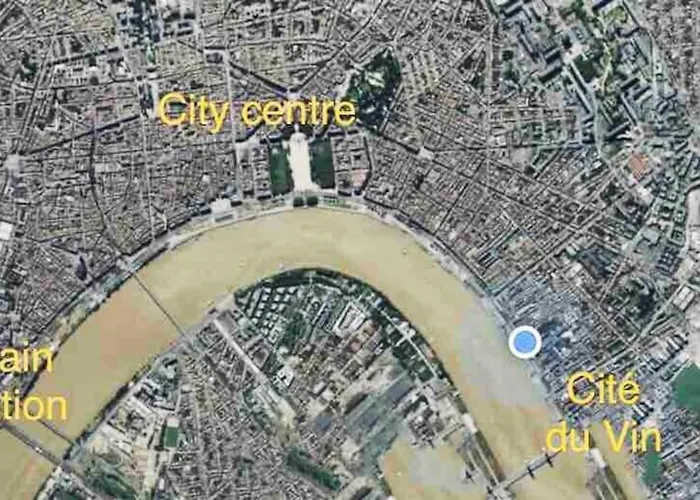 Jennys-getaways Sunny Close Cite Du Vin Apartment Bordeaux